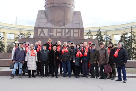 Сталинградские коммунисты почтили память Владимира Ильича Ленина