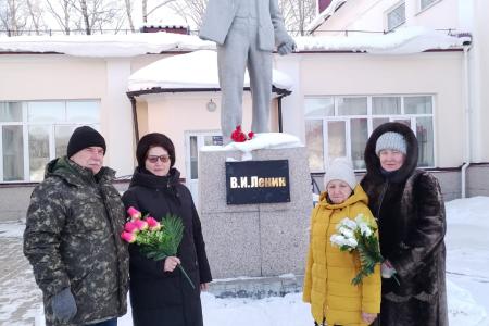 Коммунисты Еврейской автономной области провели День памяти Владимира Ильича Ленина
