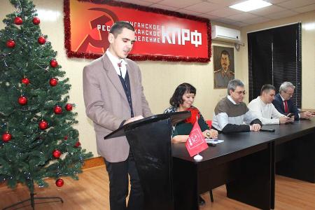 Донбасс. Прифронтовые заметки Юлии Михайловой о партийной работе в особых условиях
