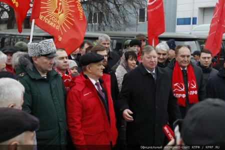 133-й гуманитарный конвой от КПРФ на Донбасс и в Курск в память о Сталинградской битве