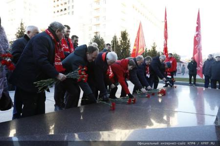Мысли, идеи и дела Ленина являются для нас путеводной звездой!