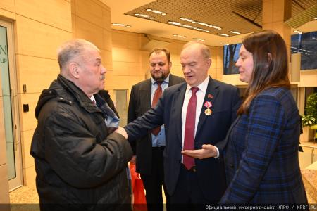 Г.А. Зюганов: Когда я звоню Путину, он, если его нет на месте, потом всегда отзванивается