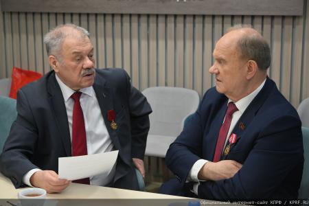 Г.А. Зюганов: Когда я звоню Путину, он, если его нет на месте, потом всегда отзванивается