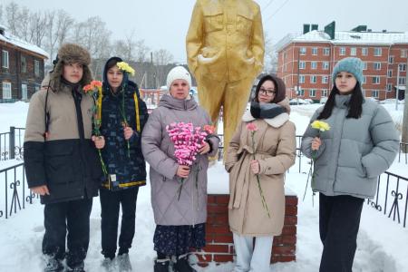 Томская область: Ленин жил, Ленин жив, Ленин будет жить!