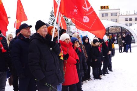 Слава освободителям Ставрополя! Акция ставропольских коммунистов