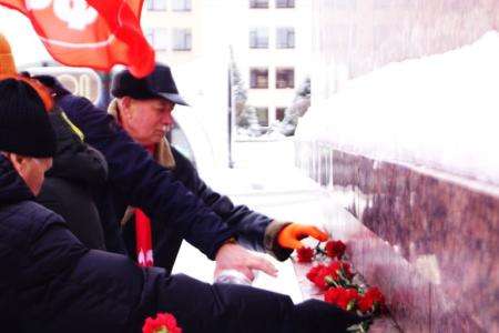 Слава освободителям Ставрополя! Акция ставропольских коммунистов