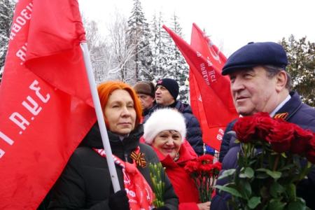 Слава освободителям Ставрополя! Акция ставропольских коммунистов
