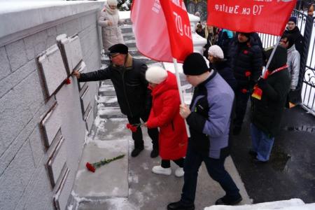 Слава освободителям Ставрополя! Акция ставропольских коммунистов