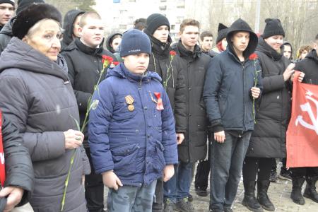 В Воронеже КПРФ провела автопробег, посвящённый 82-й годовщине освобождения города от немецко-фашистских захватчиков