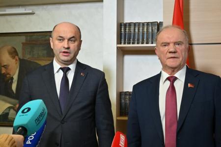 Состоялась встреча Председателя ЦК КПРФ Г.А. Зюганова с Чрезвычайным и Полномочным Послом Республики Беларусь в Российской Федерации А.Н. Рогожником