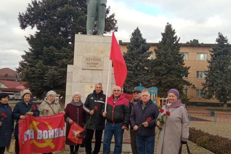 Кубанские коммунисты и сторонники партии почтили память В.И. Ленина