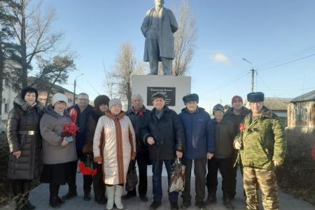 Сталинградские коммунисты почтили память Владимира Ильича Ленина