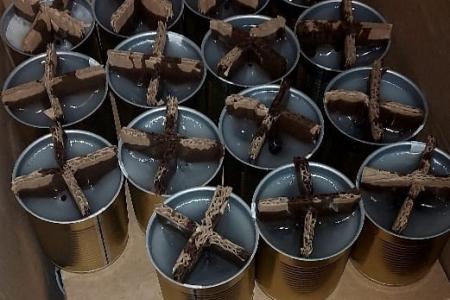 Красноярский край. Пионеры при поддержке КПРФ смастерили окопные свечи для участников СВО