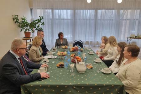 Руководитель фракции КПРФ в Мособлдуме Александр Наумов: помогать семьям участников СВО – наш святой долг и обязанность!