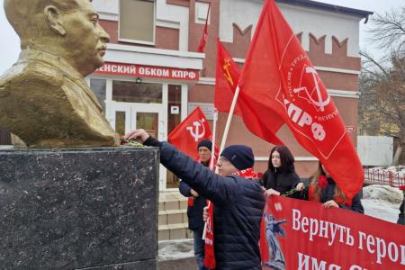 В Пензе почтили память героических защитников Сталинграда