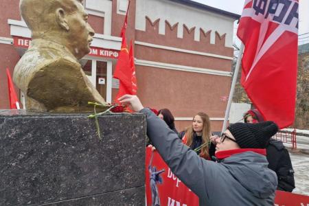 В Пензе почтили память героических защитников Сталинграда