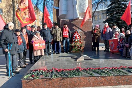 Подмосковные коммунисты: "Армия страны, Армия народа – священный подвиг твой история хранит!"