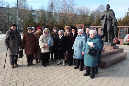 Подмосковные коммунисты: "Армия страны, Армия народа – священный подвиг твой история хранит!"