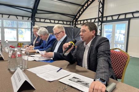 Депутат-коммунист Александр Наумов: «Наша задача - создать доступные условия для жителей Московской области для систематических занятий зимними видами спорта»