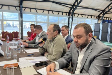 Депутат-коммунист Александр Наумов: «Наша задача - создать доступные условия для жителей Московской области для систематических занятий зимними видами спорта»
