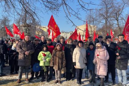 Подмосковные коммунисты: "Армия страны, Армия народа – священный подвиг твой история хранит!"