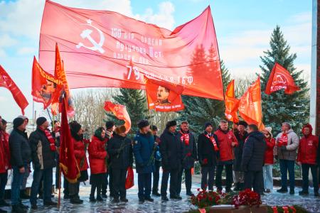 Нижегородское региональное отделение КПРФ отметило 107-ю годовщину рождения Красной (Советской) армии и Военно-морского флота