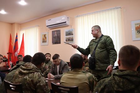 Депутаты фракции КПРФ Волгоградской областной Думы провели прием участников специальной военной операции