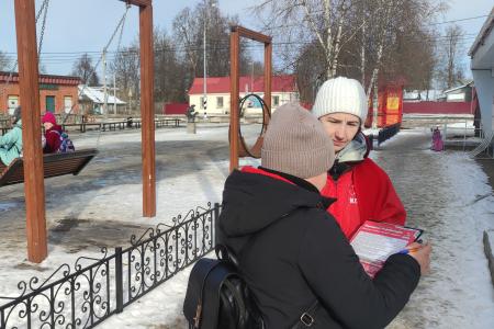 Голосование и приём жителей - активисты Новгородского обкома КПРФ работали в Шимске