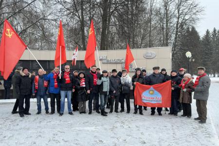 Коммунисты Республики Марий Эл почтили память воинов-афганцев