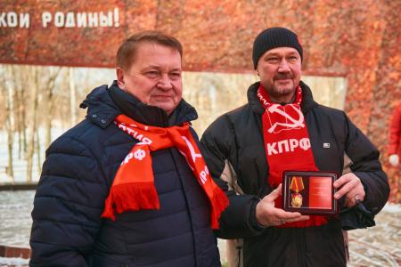 Нижегородское региональное отделение КПРФ отметило 107-ю годовщину рождения Красной (Советской) армии и Военно-морского флота
