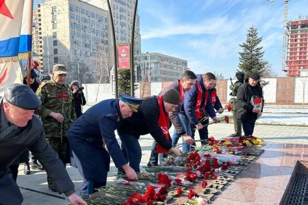 Краснодарский край. Активисты КПРФ и других лево-патриотических сил отметили День Советской Армии и Венно-морского флота