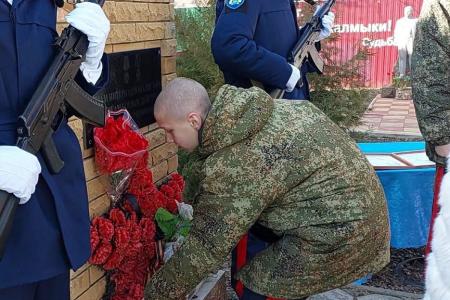 Коммунисты Калмыкии отметили  День памяти воинов-интернационалистов
