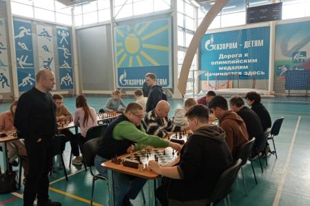 В Семилуках при поддержке КПРФ прошли командные чемпионаты Воронежской области по быстрым шахматам и блицу