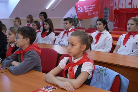 Школа пионерского актива на Ставрополье продолжает работу