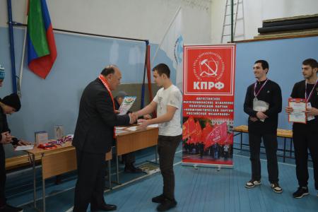 В столице Республики Дагестан Махачкале прошло первенство по армрестлингу на призы ДРО КПРФ