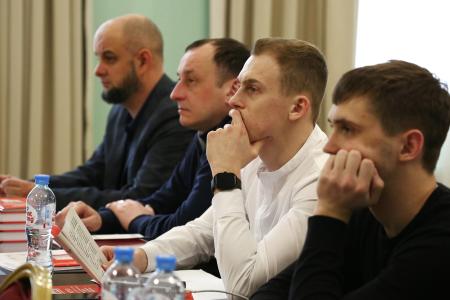 Дмитрий Новиков провел занятия в Центре политической учебы ЦК КПРФ