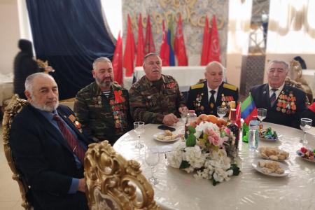 Дагестан. В Дербенте коммунисты провели торжественный вечер, посвящённый Дню Советской Армии и Военно-Морского Флота