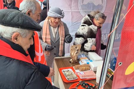 В Армении отпраздновали 107-ю годовщину Советской Армии и Военно-Морского Флота