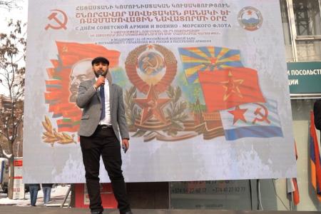 В Армении отпраздновали 107-ю годовщину Советской Армии и Военно-Морского Флота