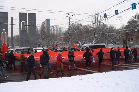 В Армении отпраздновали 107-ю годовщину Советской Армии и Военно-Морского Флота