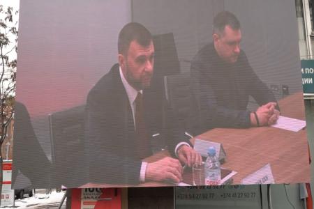 В Армении отпраздновали 107-ю годовщину Советской Армии и Военно-Морского Флота