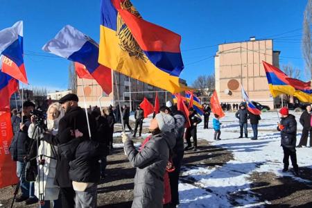 В Армении отпраздновали 107-ю годовщину Советской Армии и Военно-Морского Флота