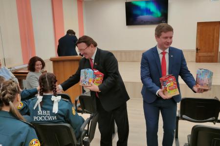 Курская область. Состоялась встреча депутатов с учащимися автотехколледжа