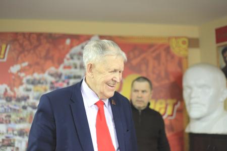 Лидер якутских коммунистов Виктор Губарев: «Страна левеет. И от нас зависит ее поворот в социализм!»