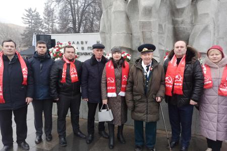Рязанские коммунисты почтили память участников Сталинградской битвы