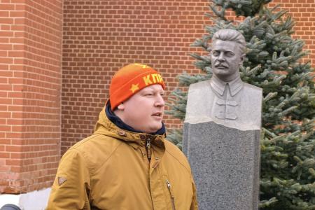 Делегация из Ивановской области почтила память Михаила Фрунзе у Кремлёвской стены