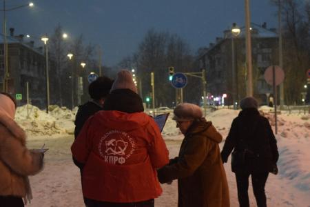 Коммунисты Пермского края продолжают проведение Народного Референдума