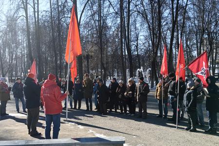 Ивановские коммунисты отметили 107-ю годовщину Красной Армии