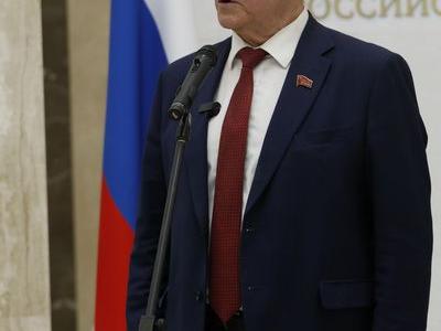 Г.А. Зюганов принял участие в открытии выставки «Герои Гостомеля»