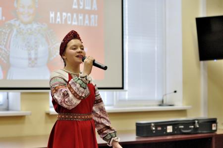 Воронежские коммунисты провели концерт в память о народной артистке СССР Марии Мордасовой